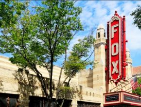fox-theatre-marquee-290x220
